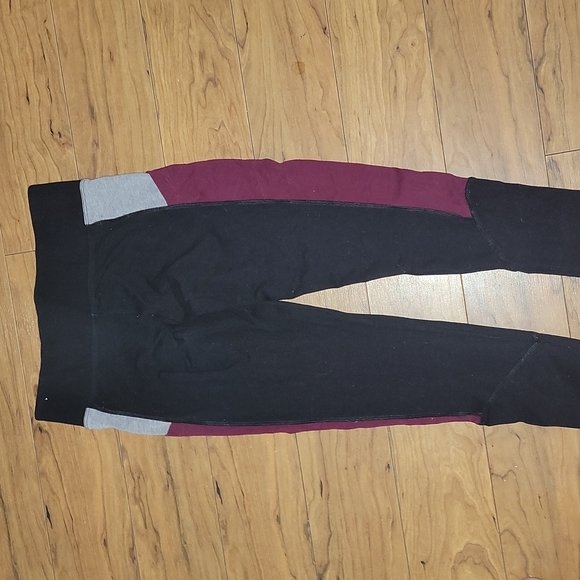 Pink leggings - Picture 2 of 3